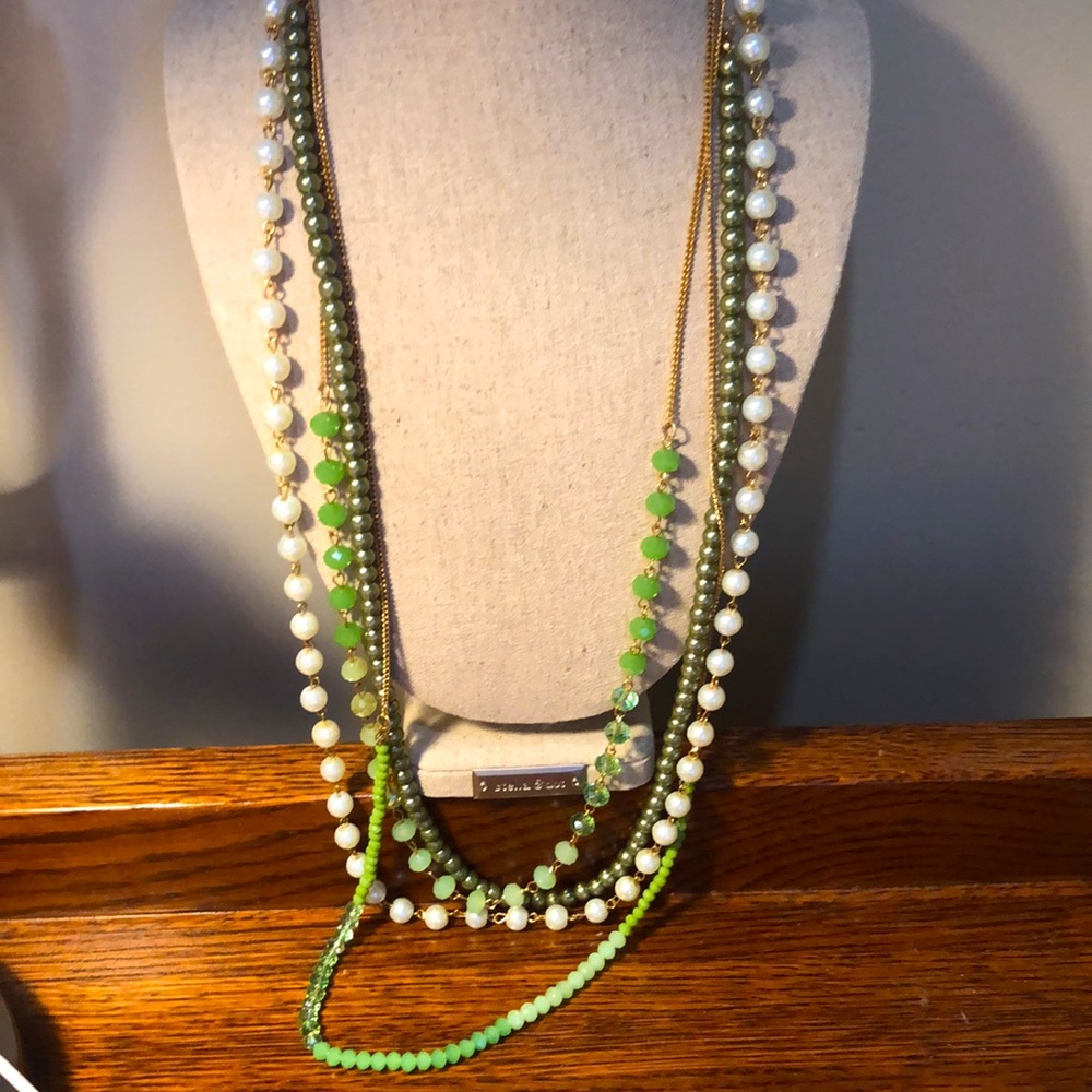 Ole Green and Fax pearl necklace